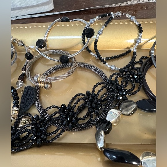 Large group of black silver and gray tonal bracelets - Picture 5 of 7